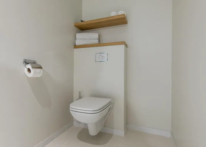 Tallinnhousing At Mere 24 H Reception Apartment